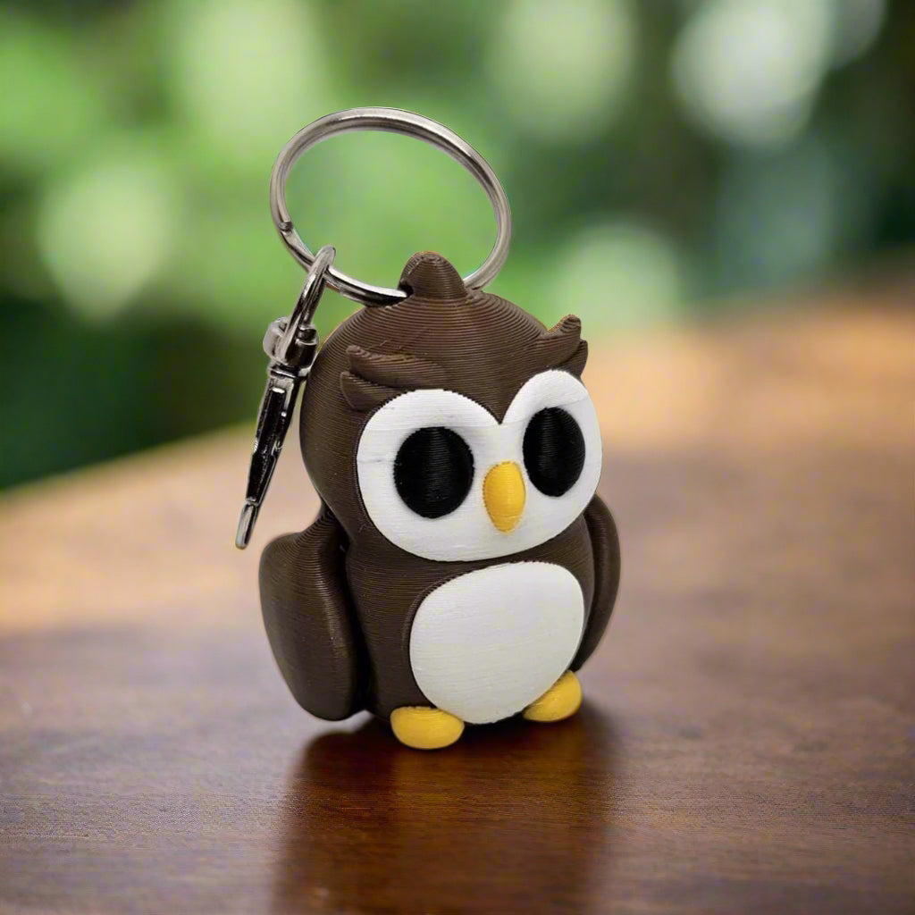 Owl Keyring / Key Chain in Brown and White. Articulated Fidget Animal by Flexymals.co.uk