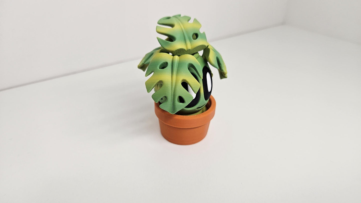 Medium Sized Monstero Figure with Detachable Plant Pot