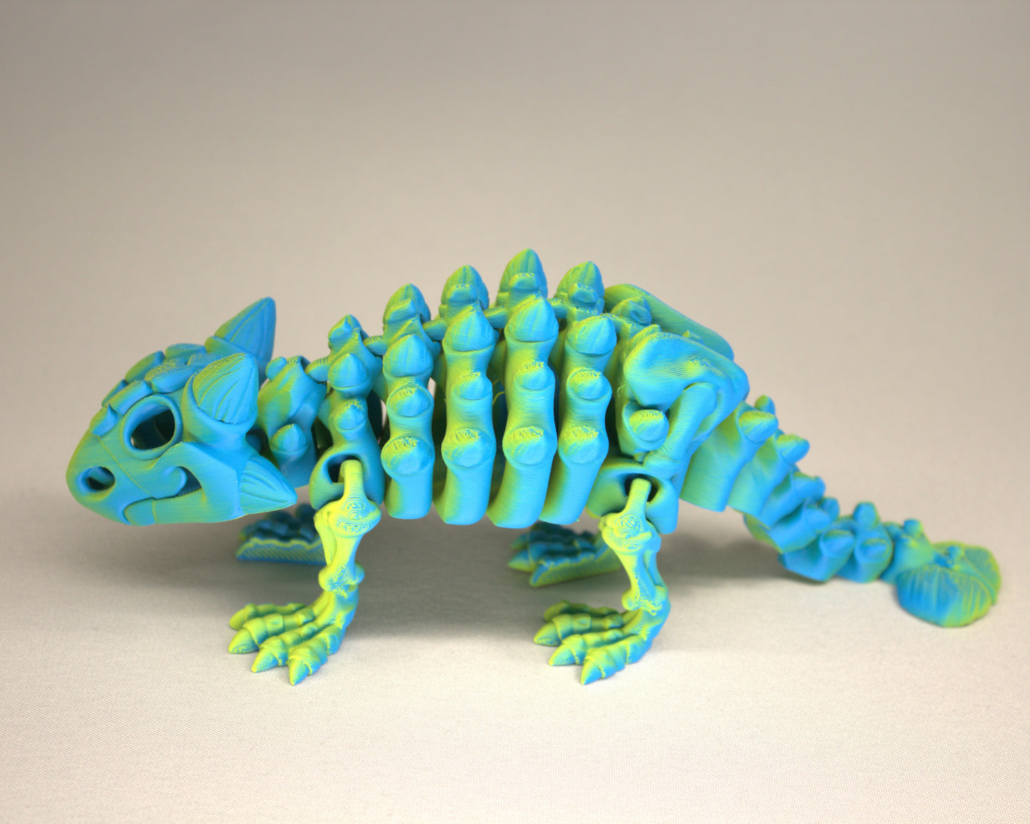 3D printed articulated Ankylosaurus skeleton toy, pre-assembled, colorful, durable educational dinosaur figure