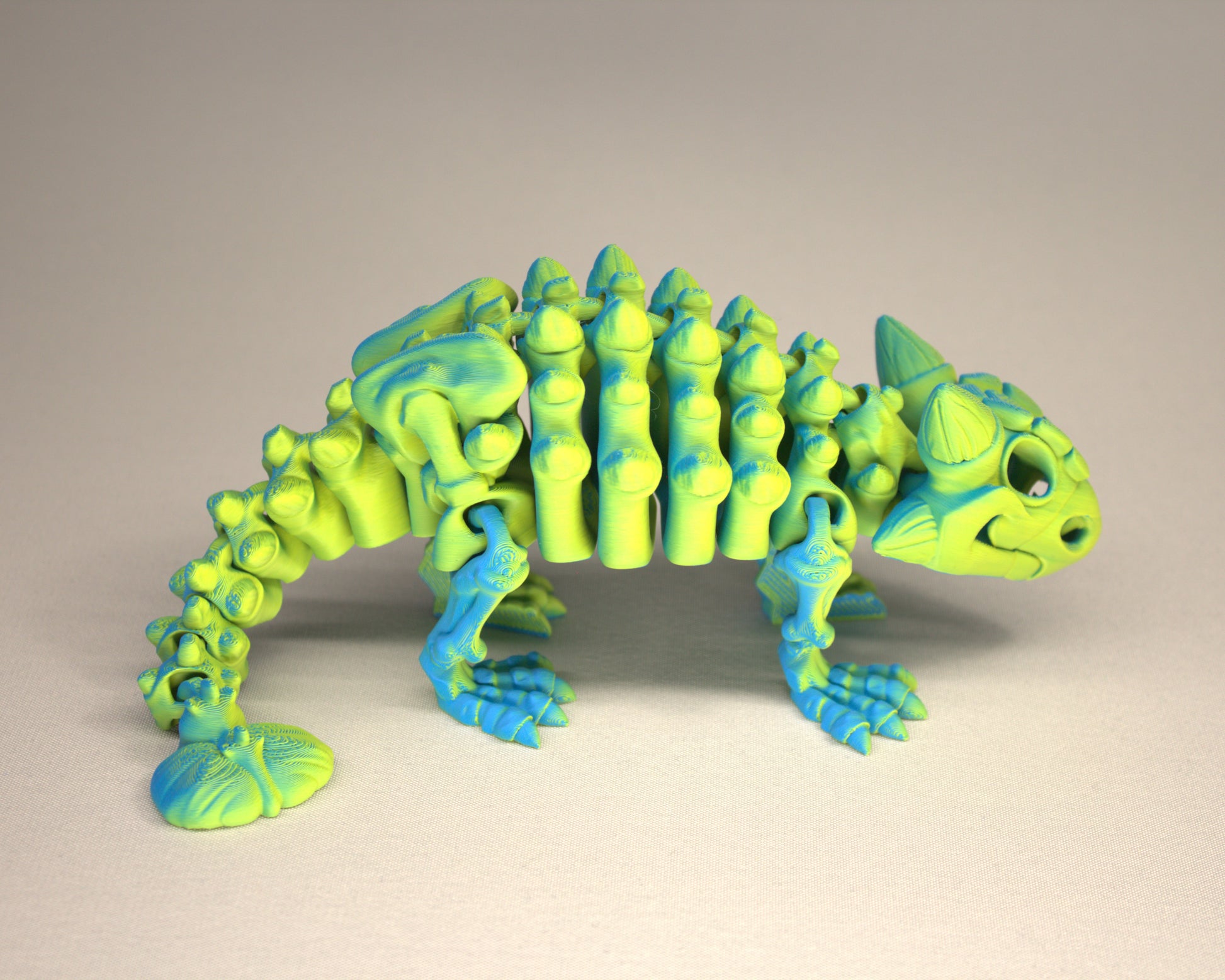 3D printed articulated Ankylosaurus skeleton toy, pre-assembled, colorful, durable educational dinosaur figure